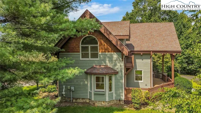 $799,900 | 120 Twin Bridges Circle, Fleetwood, NC 28626