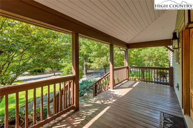 $799,900 | 120 Twin Bridges Circle, Fleetwood, NC 28626