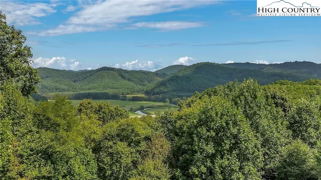 $799,900 | 120 Twin Bridges Circle, Fleetwood, NC 28626