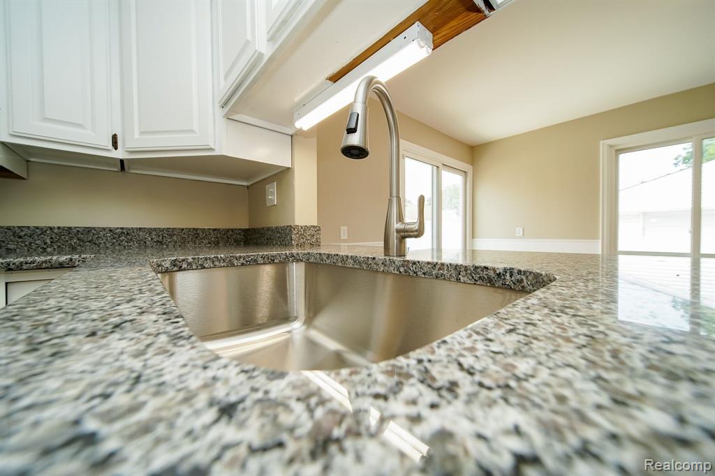 7635 Harding Street Taylor, MI 48180 - Photo 12 of 64 Gallery Image 12