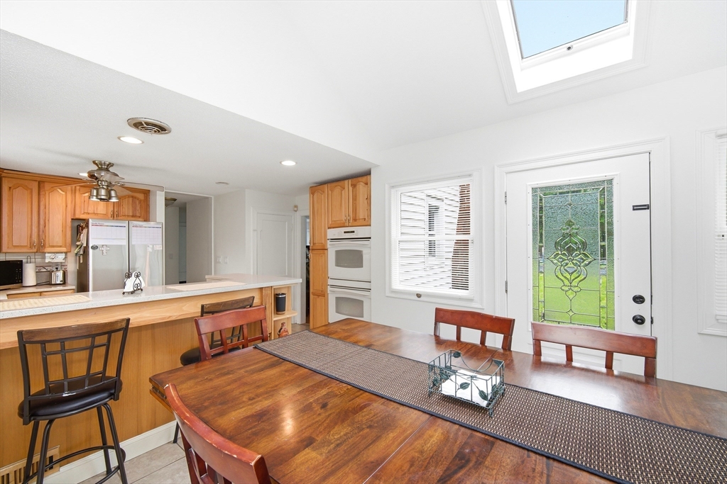 616 Cooley Street Springfield, MA 01128 - Photo 11 of 37