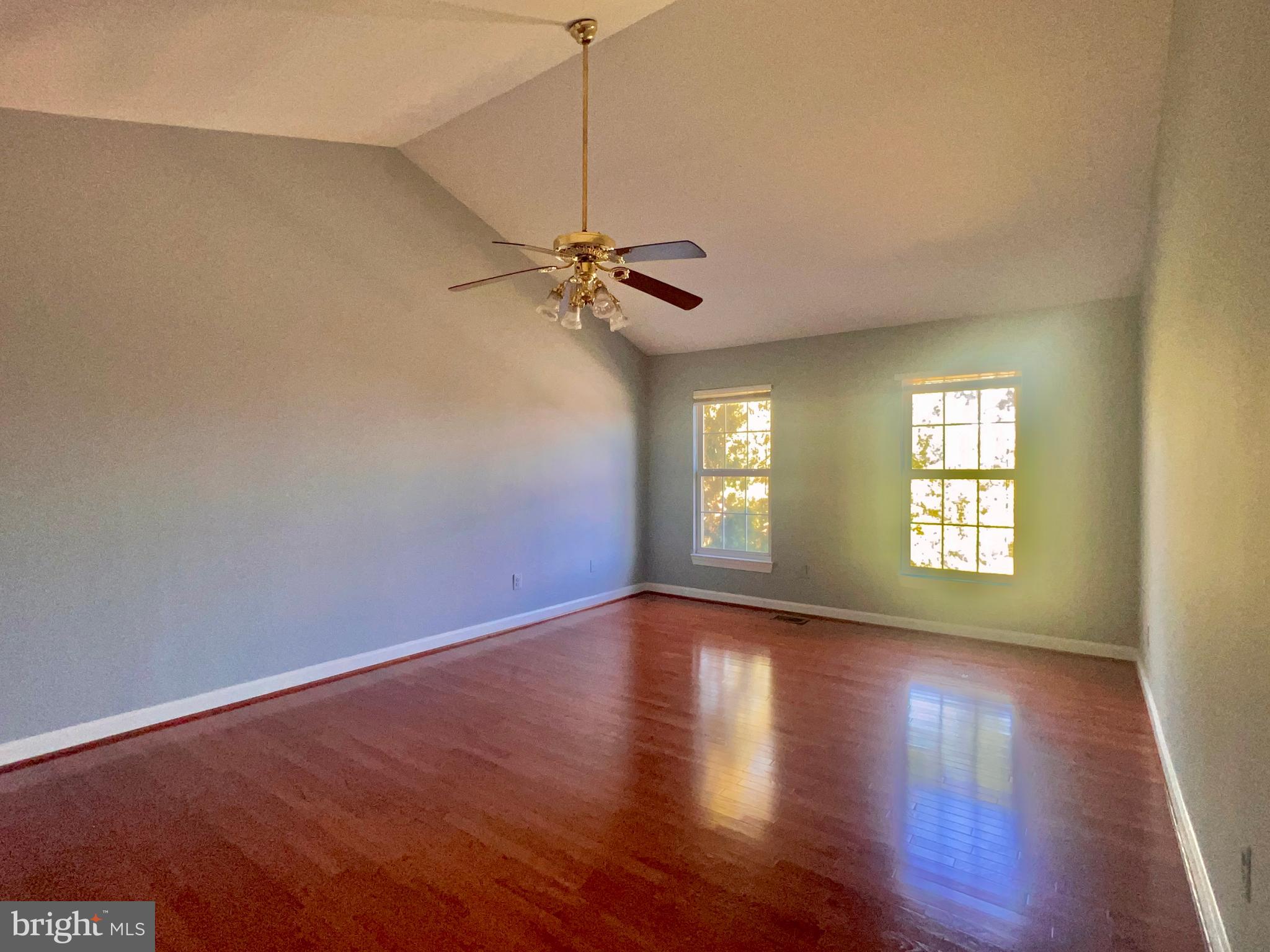 21295 Fultonham Circle Ashburn, VA 20147 - Photo 15 of 33