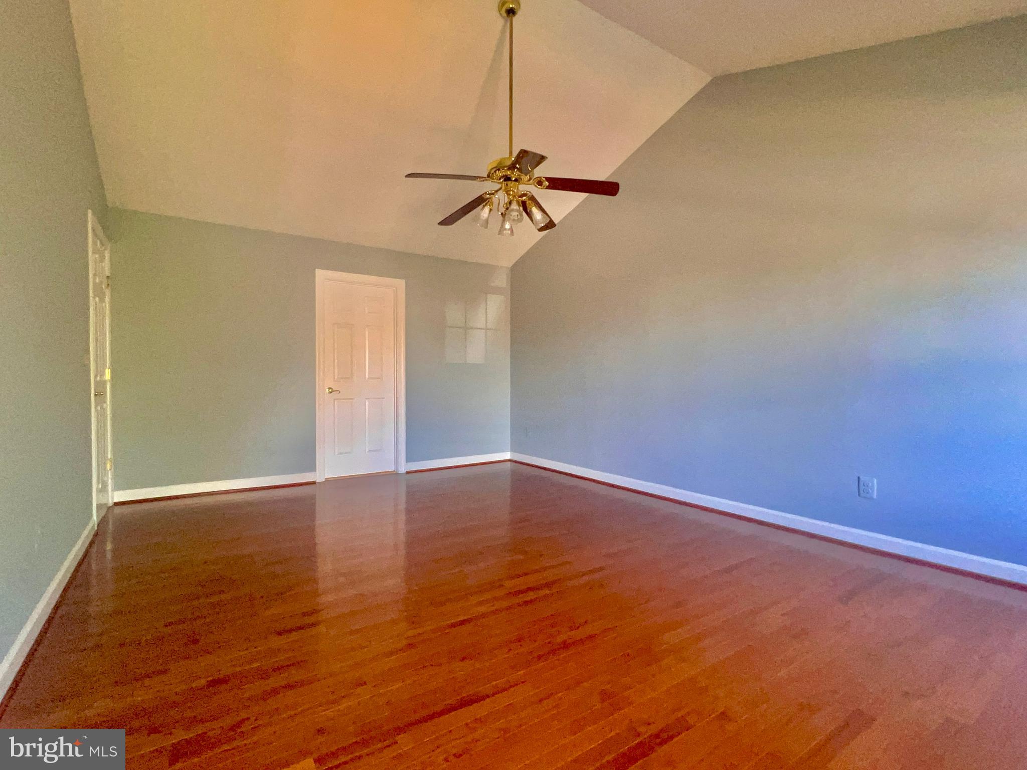 21295 Fultonham Circle Ashburn, VA 20147 - Photo 16 of 33