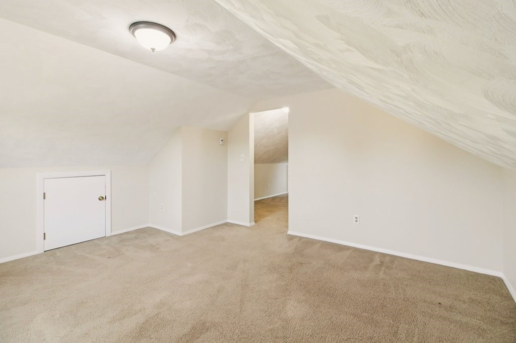 125 Davis Road Westport, MA 02790 - Photo 18 of 41