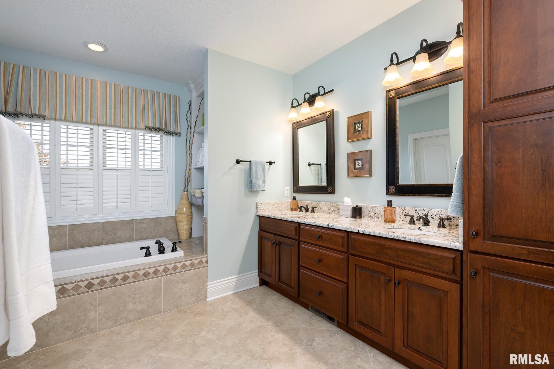 6696 Eagle Ridge Road Bettendorf, IA 52722 - Photo 26 of 50 Gallery Image 26