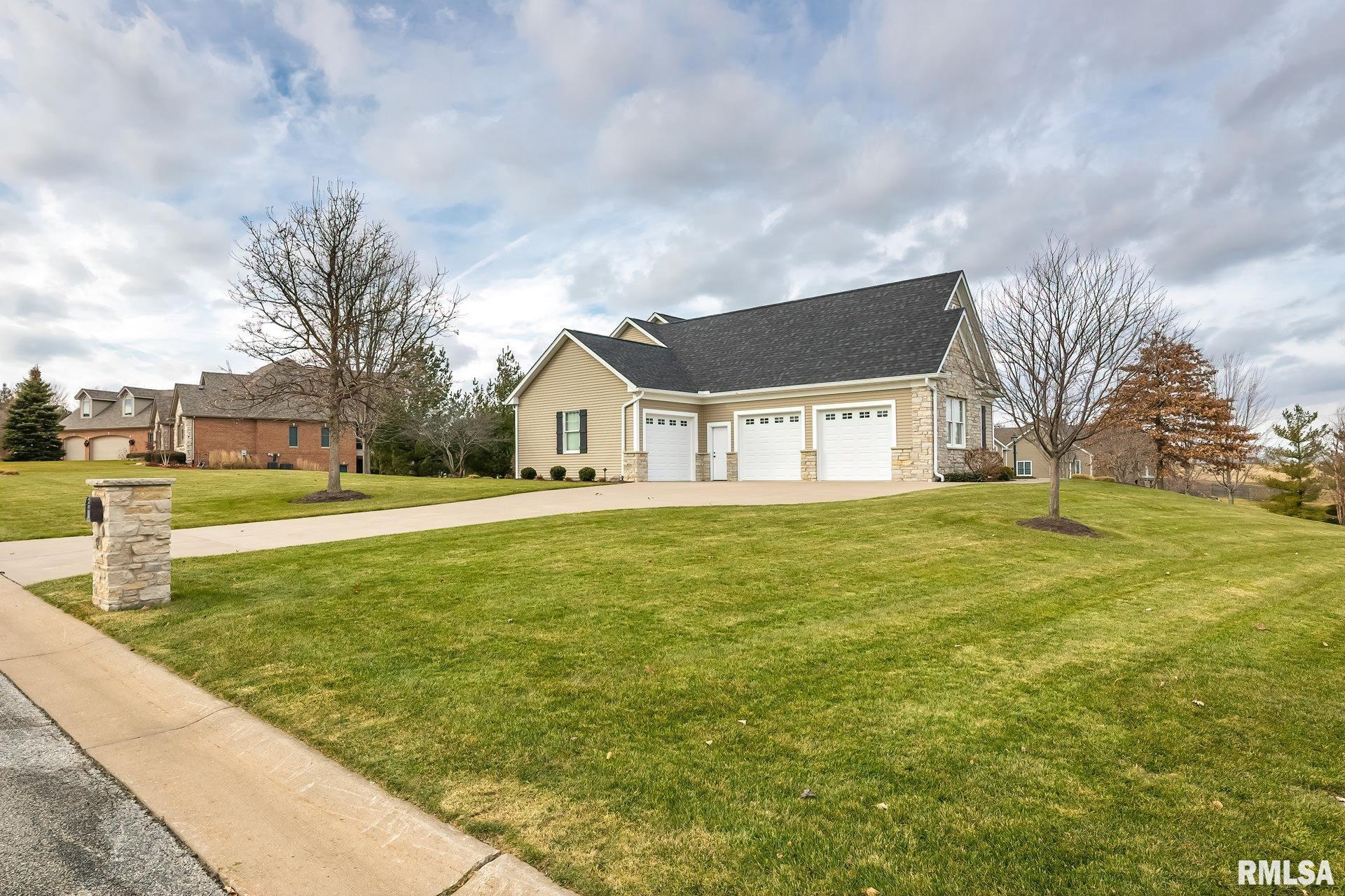 6696 Eagle Ridge Road Bettendorf, IA 52722 - Photo 4 of 50 Gallery Image 4