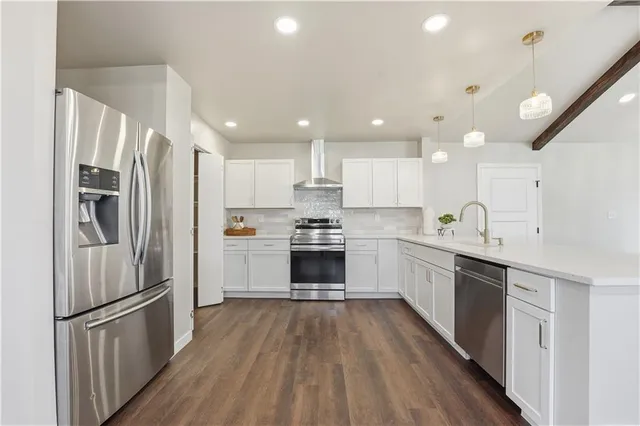 $425,000 | 2630 Seminole Drive, Kansas City, MO 64116