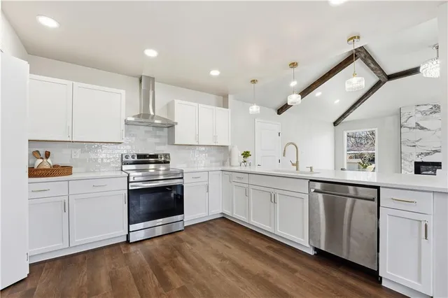 $425,000 | 2630 Seminole Drive, Kansas City, MO 64116