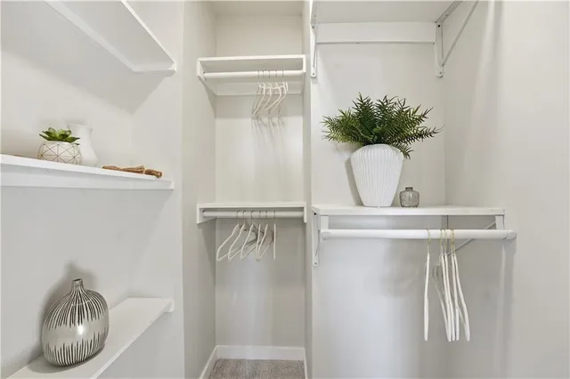 $425,000 | 2630 Seminole Drive, Kansas City, MO 64116