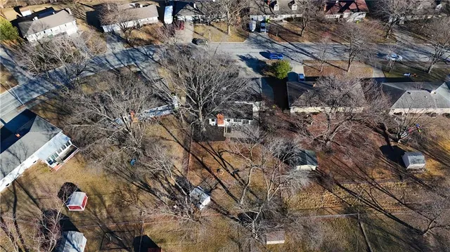 $425,000 | 2630 Seminole Drive, Kansas City, MO 64116