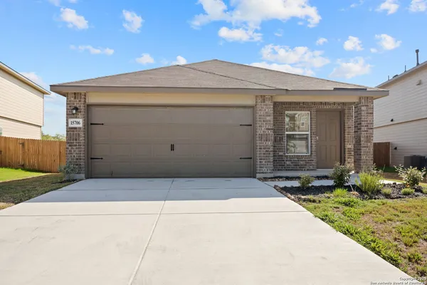$1,650 | 15706 Clove Spice Way, Von Ormy, TX 78073