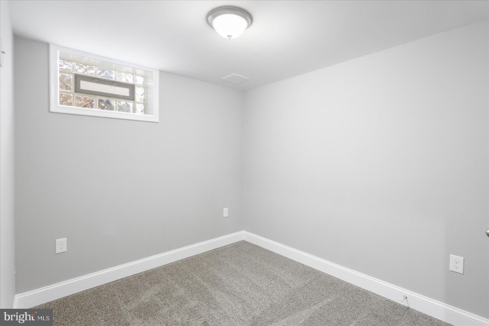 1002 Kevin Road Baltimore, MD 21229 - Photo 28 of 40