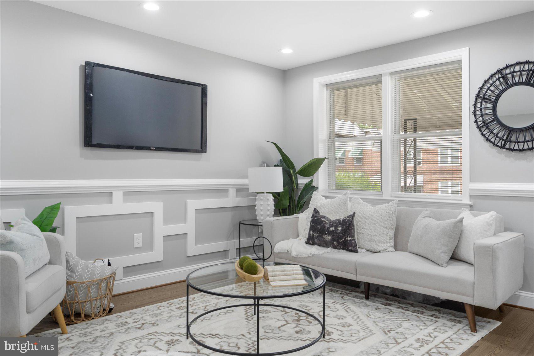 1002 Kevin Road Baltimore, MD 21229 - Photo 9 of 40