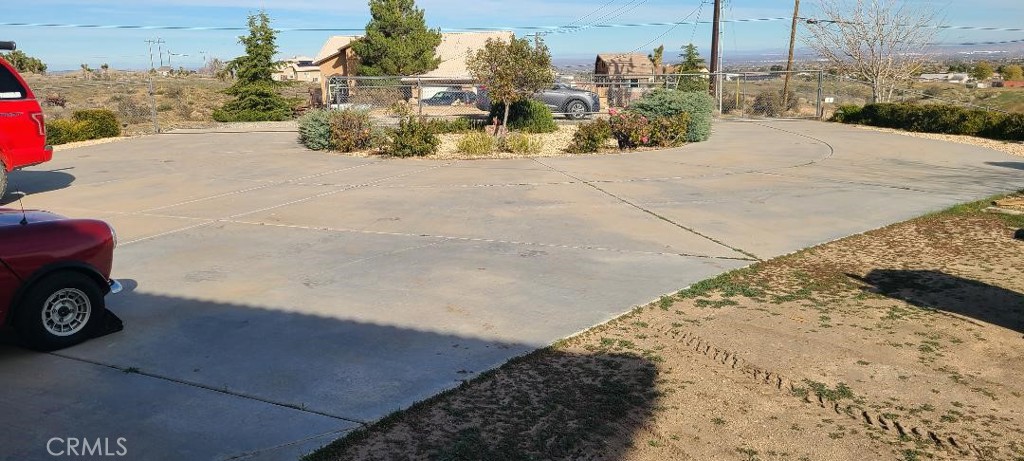 5295 Snow Line Drive Phelan, CA 92371 - Photo 3 of 31