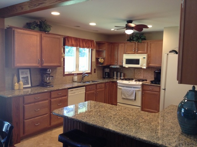 2114 Paddock Lane Wheaton, IL 60187 - Photo 4 of 18