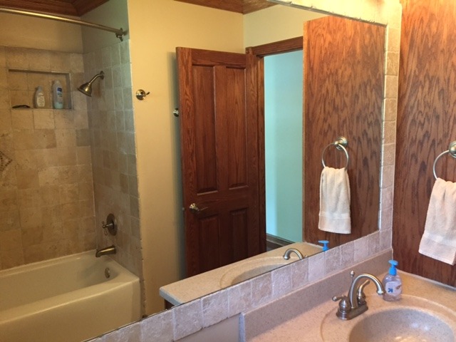 2114 Paddock Lane Wheaton, IL 60187 - Photo 10 of 18