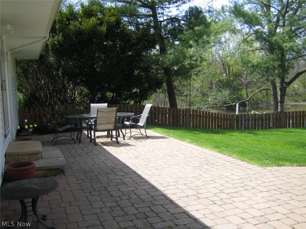 38025 Bainbridge Road Solon, OH 44139 - Photo 20 of 26 Gallery Image 20