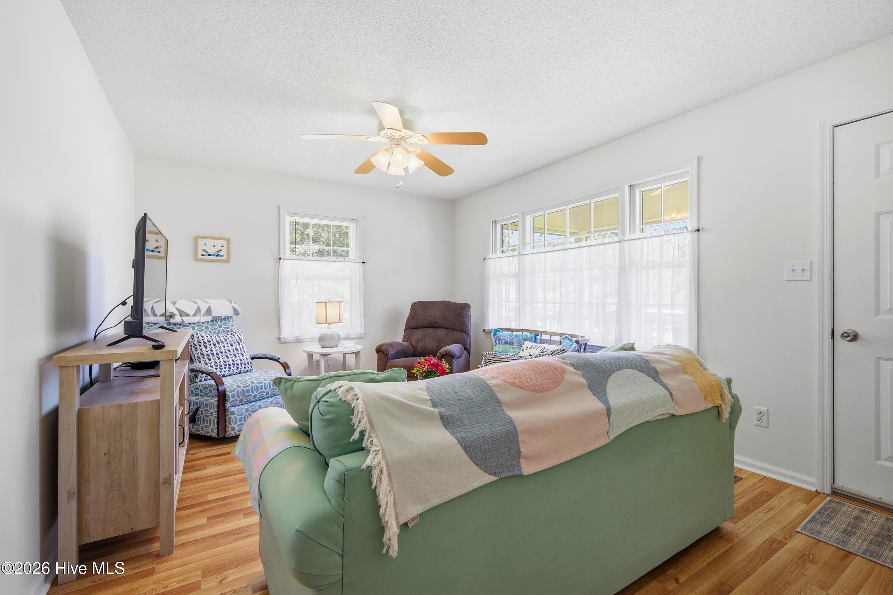 105 Straits Haven Road Beaufort, NC 28516 - Photo 5 of 38