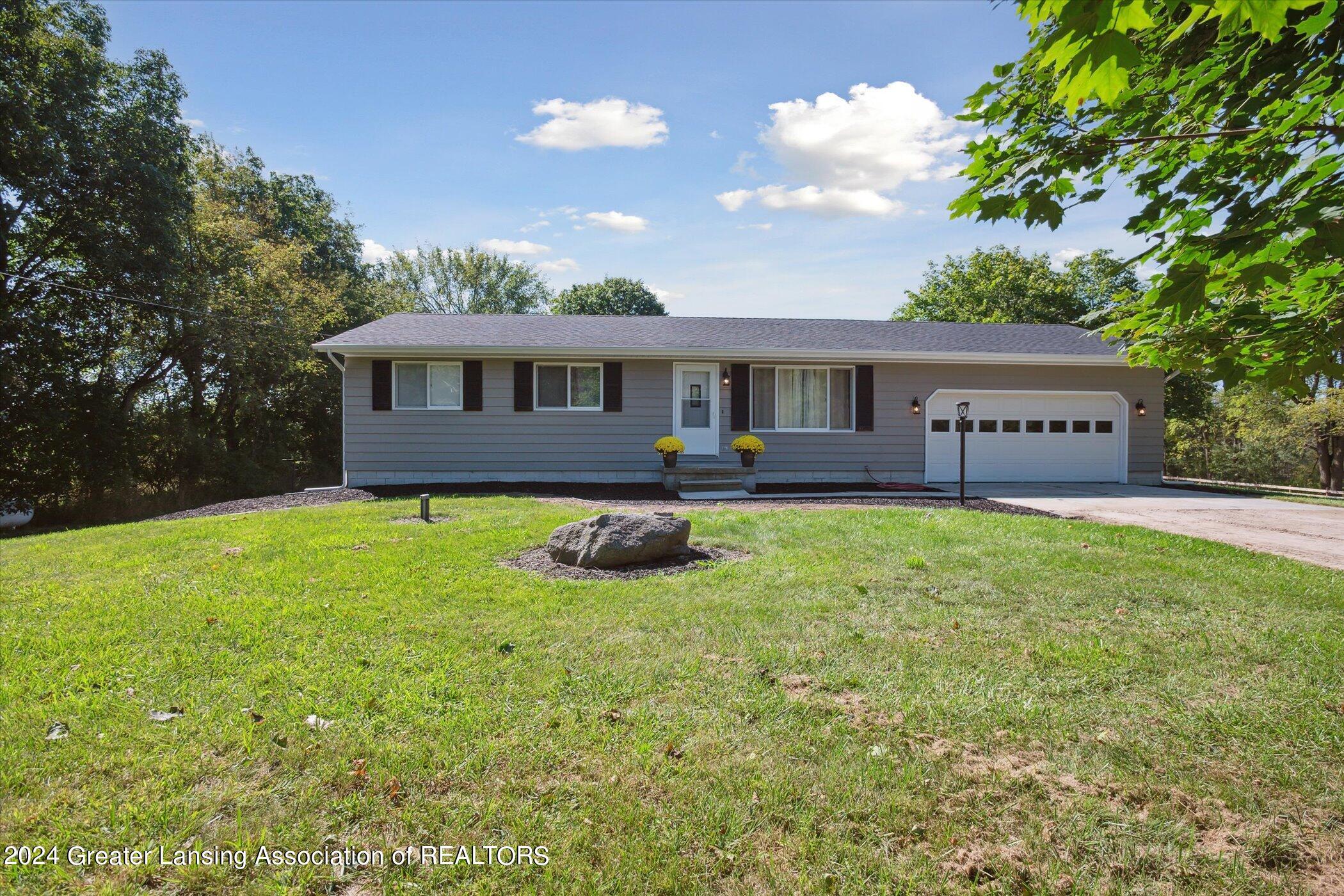 1009 West Barnes Road Mason, MI 48854 - Photo 9 of 65 03-1009-W-Barnes-Rd-Mason-MI-48854-Windo