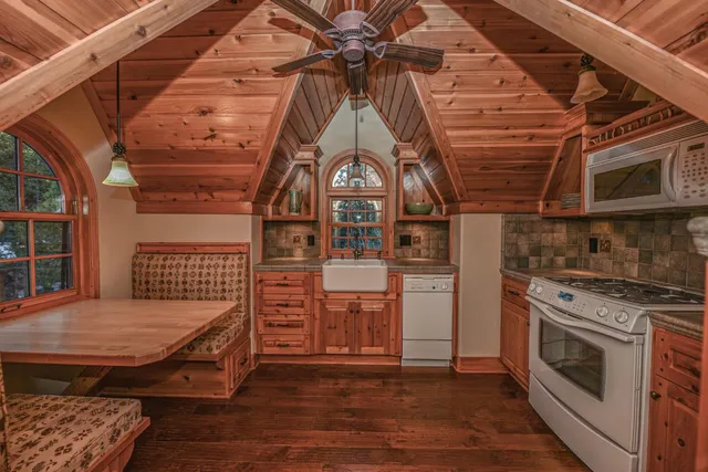 $2,999,000 | 42433 Pinnacle Lane, Shaver Lake, CA 93664