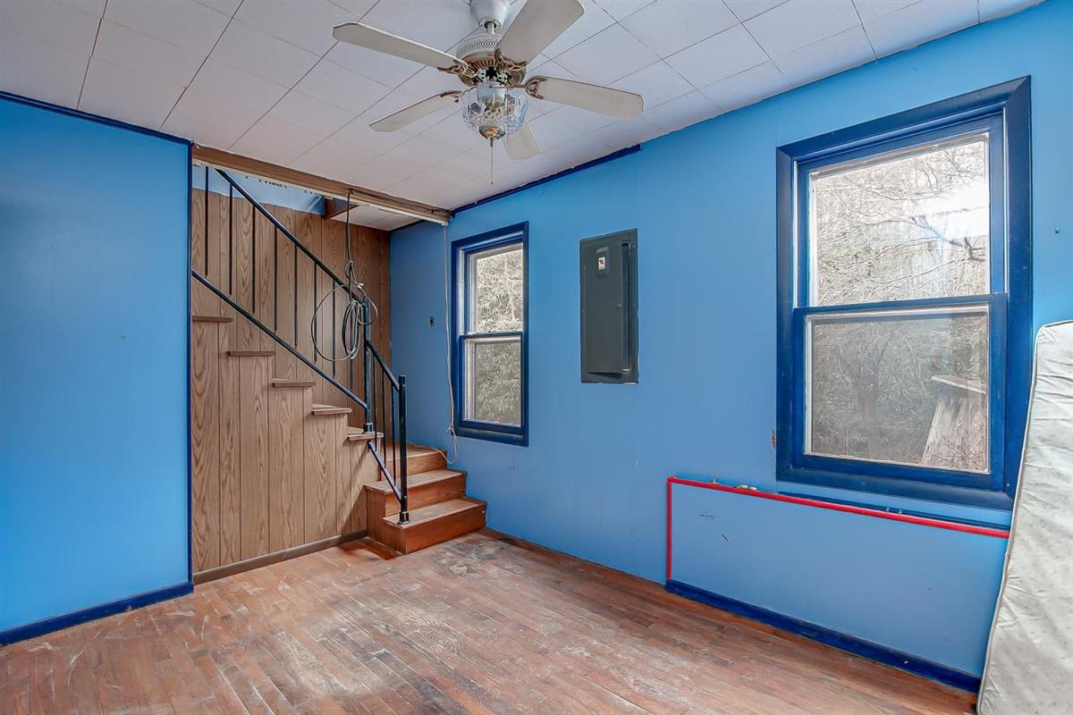 363 Piney Grove Road Hampton, TN 37658 - Photo 12 of 26 15-Piney Grove-15