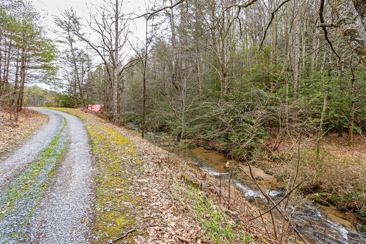 363 Piney Grove Road Hampton, TN 37658 - Photo 26 of 26 30-Piney Grove-30