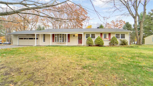 $306,000 | 35 Harvest Road, Perinton, NY 14450