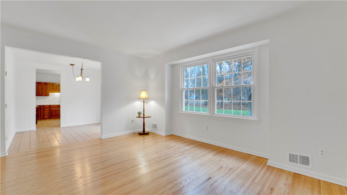 35 Harvest Road Perinton, NY 14450 - Photo 11 of 26