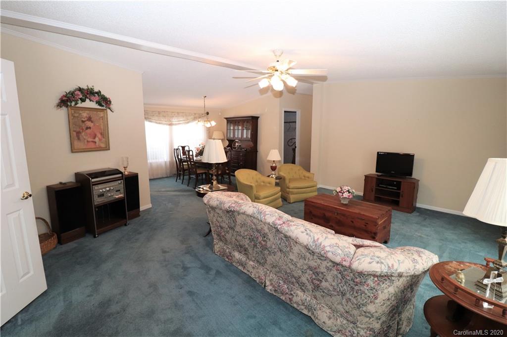113 Cooks Lake Road Gastonia, NC 28056 - Photo 3 of 36