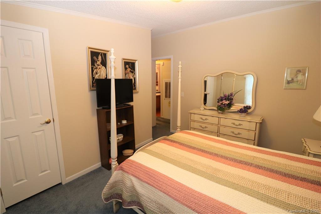 113 Cooks Lake Road Gastonia, NC 28056 - Photo 22 of 36