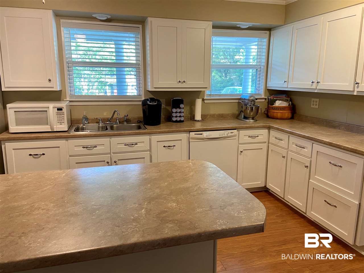 270 Thrift Street Mobile, AL 36609 - Photo 9 of 22