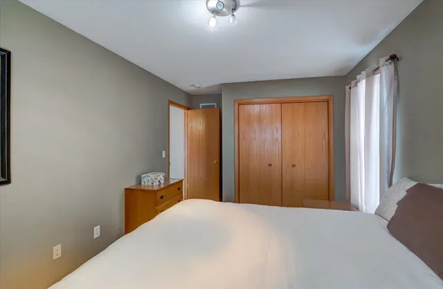 $338,000 | 73 Debbie Drive, Evansville, WI 53536