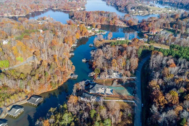 $1,648,500 | 172 Lakewatch Circle, Moneta, VA 24121