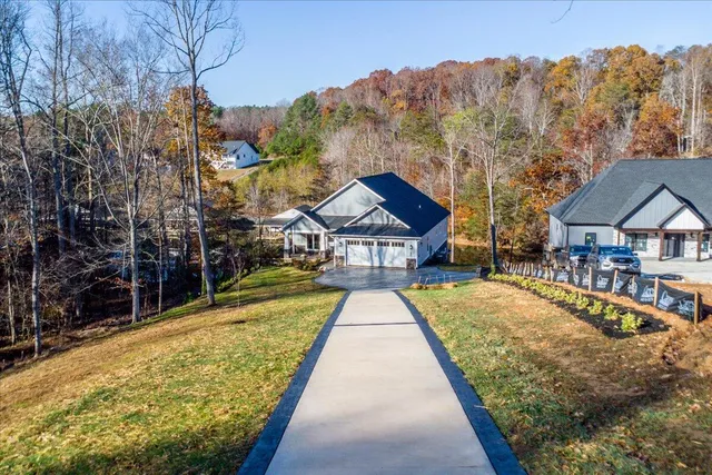 $1,648,500 | 172 Lakewatch Circle, Moneta, VA 24121
