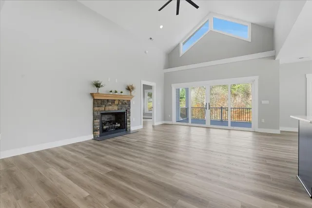 $1,648,500 | 172 Lakewatch Circle, Moneta, VA 24121