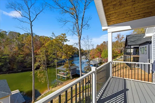 $1,648,500 | 172 Lakewatch Circle, Moneta, VA 24121