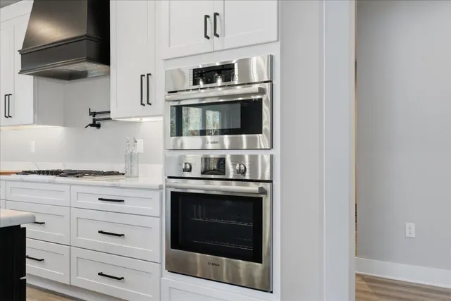 $1,648,500 | 172 Lakewatch Circle, Moneta, VA 24121