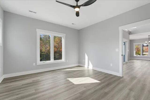 $1,648,500 | 172 Lakewatch Circle, Moneta, VA 24121