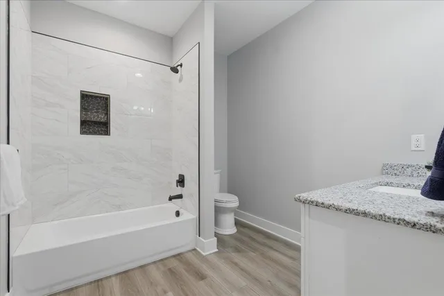 $1,648,500 | 172 Lakewatch Circle, Moneta, VA 24121