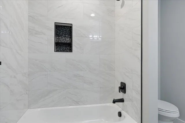 $1,648,500 | 172 Lakewatch Circle, Moneta, VA 24121