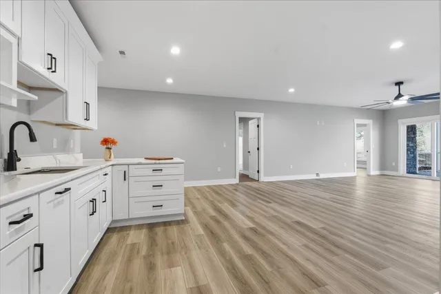 $1,648,500 | 172 Lakewatch Circle, Moneta, VA 24121