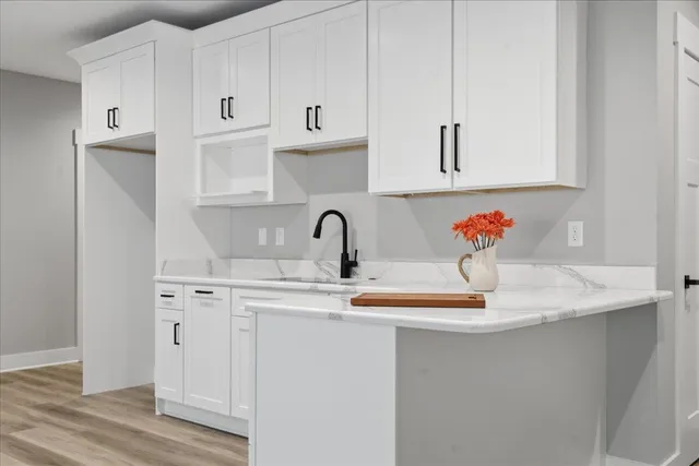 $1,648,500 | 172 Lakewatch Circle, Moneta, VA 24121