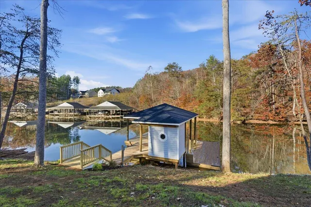 $1,648,500 | 172 Lakewatch Circle, Moneta, VA 24121