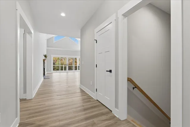 $1,648,500 | 172 Lakewatch Circle, Moneta, VA 24121