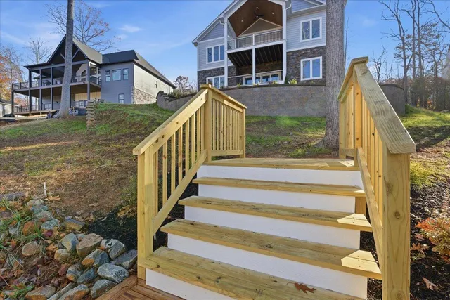 $1,648,500 | 172 Lakewatch Circle, Moneta, VA 24121