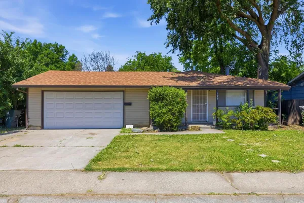 $320,000 | 197 Woodbridge Avenue, Yuba City, CA 95991