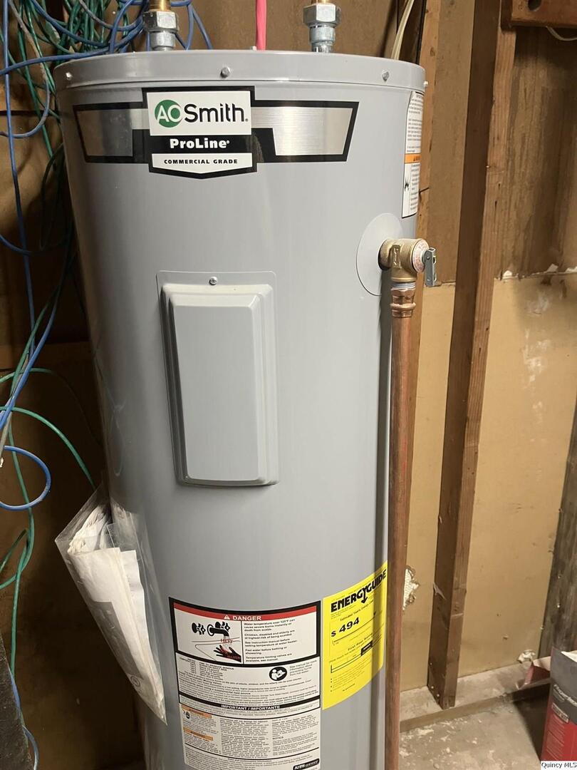 2525 Larch Road Quincy, IL 62301 - Photo 18 of 21