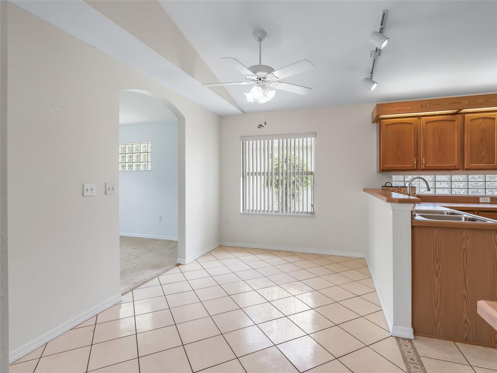 6318 Southwest 117th Loop Ocala, FL 34476 - Photo 10 of 48