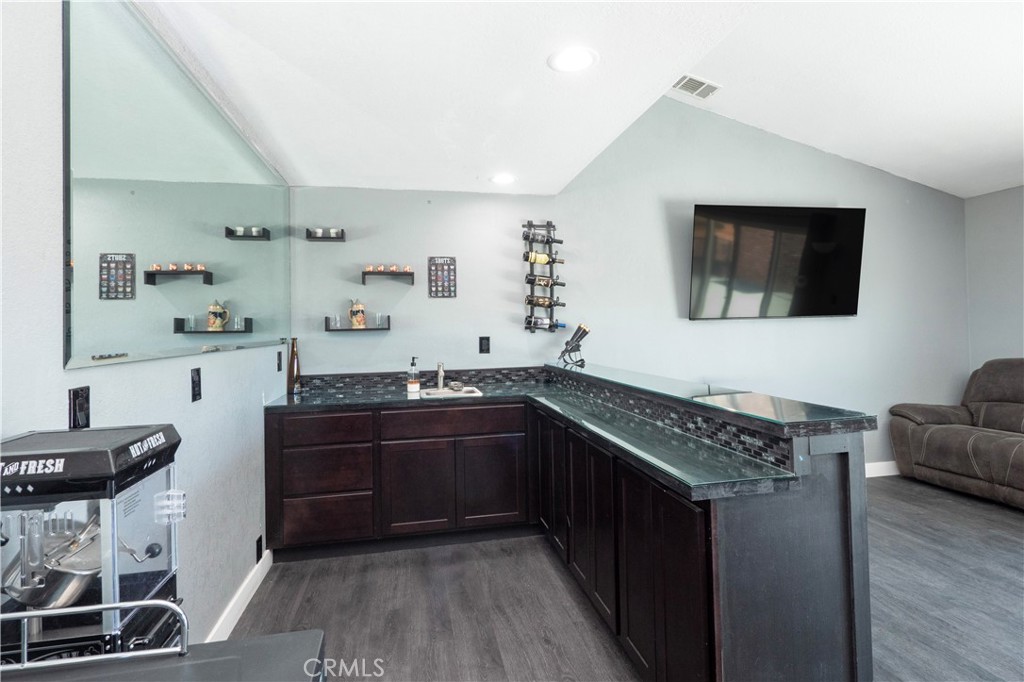 14681 Choco Road Apple Valley, CA 92307 - Photo 44 of 75 Second bar area