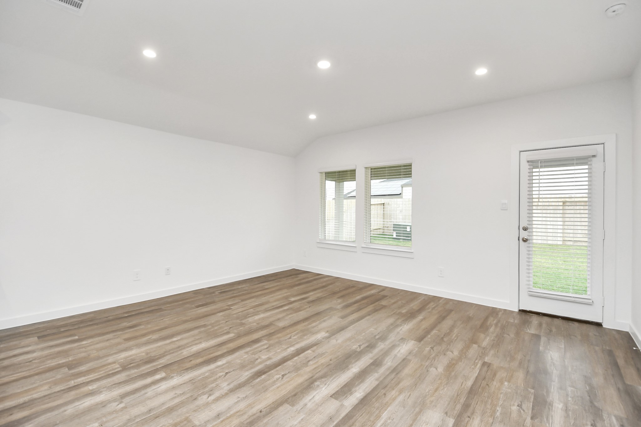 8914 Century Plant Lane Rosharon, TX 77583 - Photo 23 of 42 Gallery Image 23